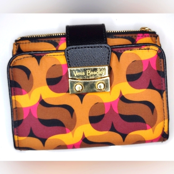 Vera Bradley wallet New without tags - Picture 1 of 2